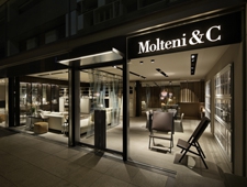 世界での新たな旗艦店戦略の先駆け「MOLTENI&C TOKYO」（モルテーニ東京）
