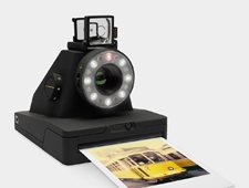 MoMA Design Store ポラロイドカメラを復活