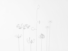 nendo カップの「持ち手」から花のオブジェをデザイン セーヴルから発表