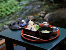 【ホテル雅叙園東京】“涼”を誘う食体験。五感を潤す色鮮やかな「涼麺」を提供