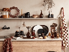 イケア、KRÖSAMOS/クローサモス 限定コレクションを発売　秋を感じるキッチン用品や食器